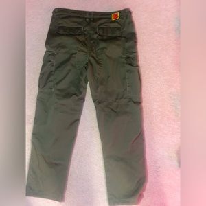 Empyre olive cargos